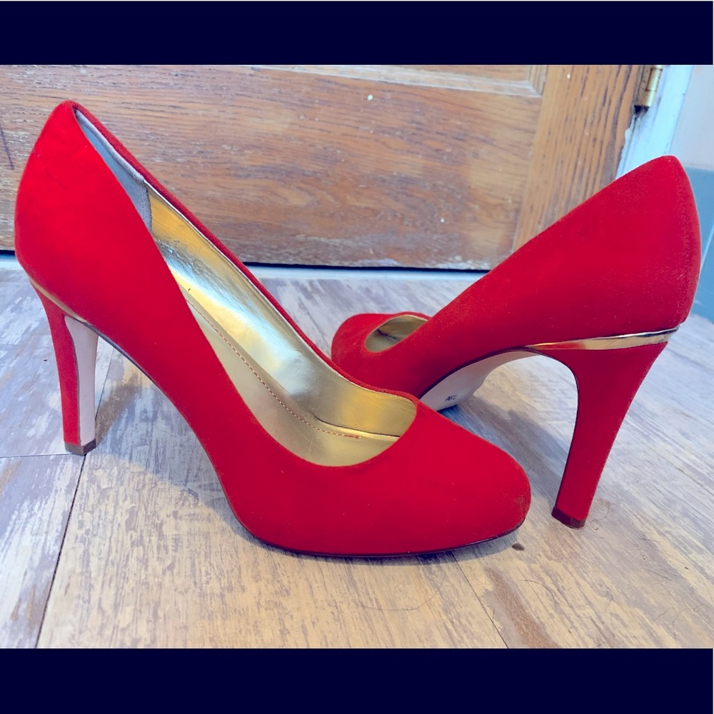Lipstick Red High Heels with Metallic Gold Detail.